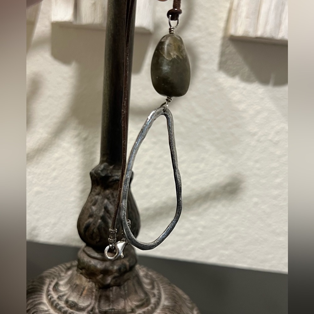 Silpada Labradorite and sterling silver pendant necklace. - Picture 4 of 4